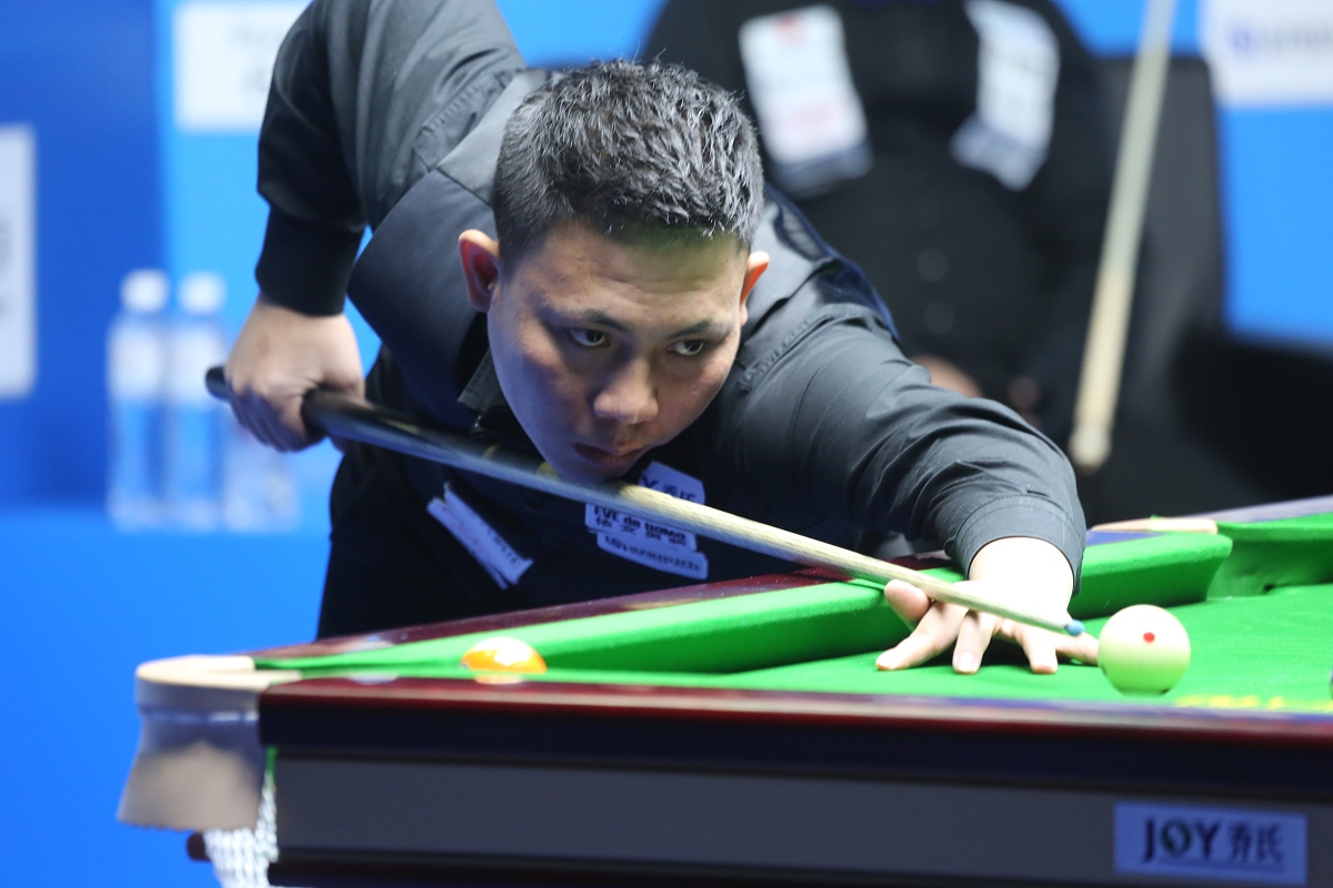 持此次比赛 持此次比赛