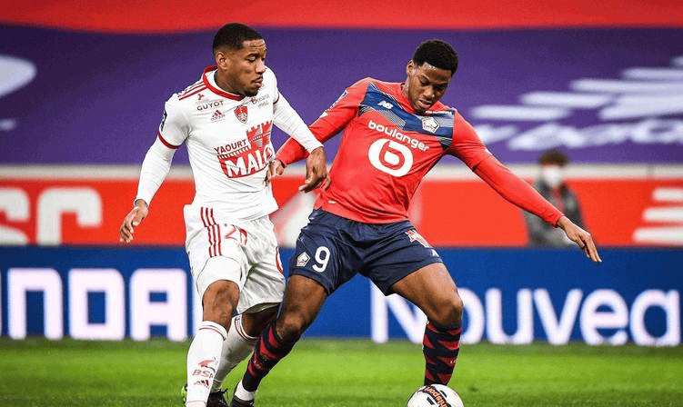 备受期待的 备受期待的